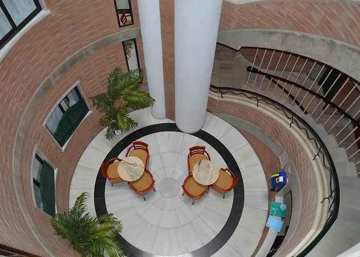 Rosanna Λορέτ Ντε Μαρ