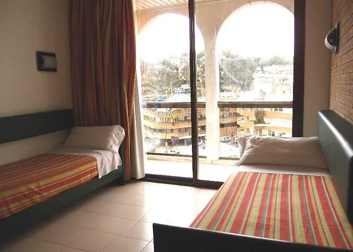 Rosanna * Λορέτ Ντε Μαρ