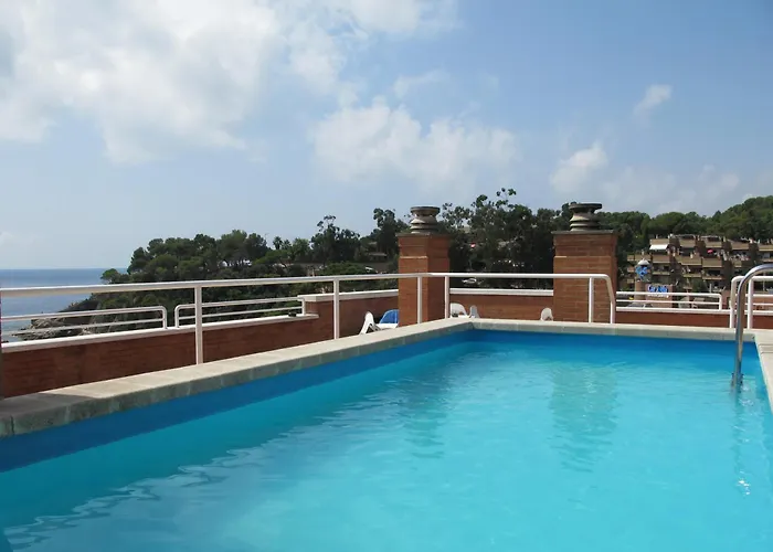 罗赞纳公寓酒店 滨海略雷特