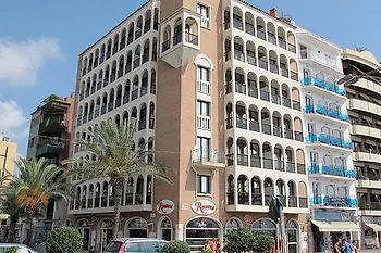 罗赞纳公寓酒店 公寓 *