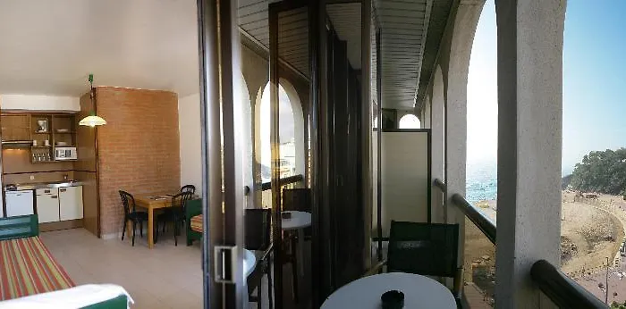 罗赞纳公寓酒店 * 滨海略雷特